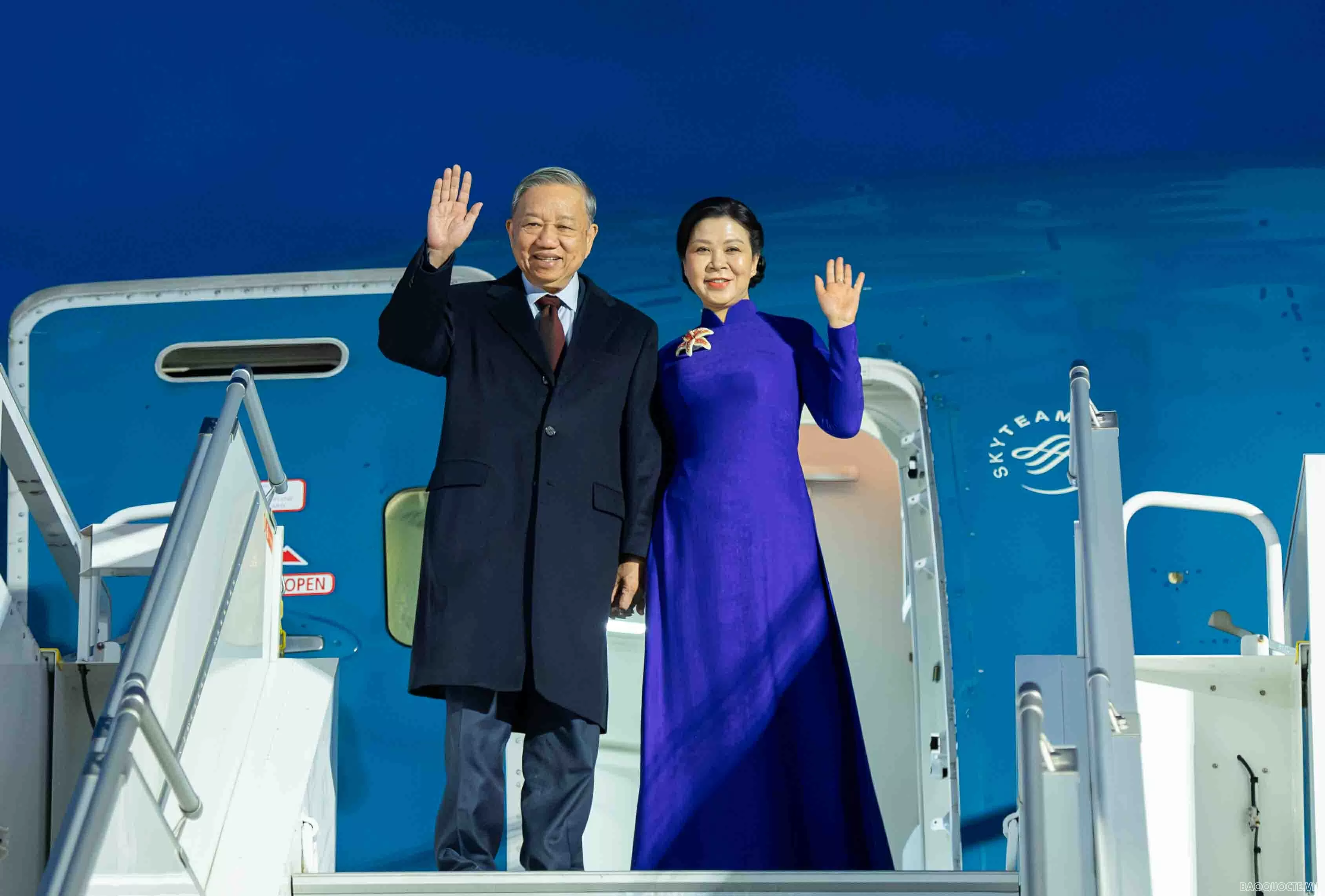 Tổng Bí thư Tô Lâm và Phu nhân đến Helsinki, bắt đầu thăm chính thức Phần Lan