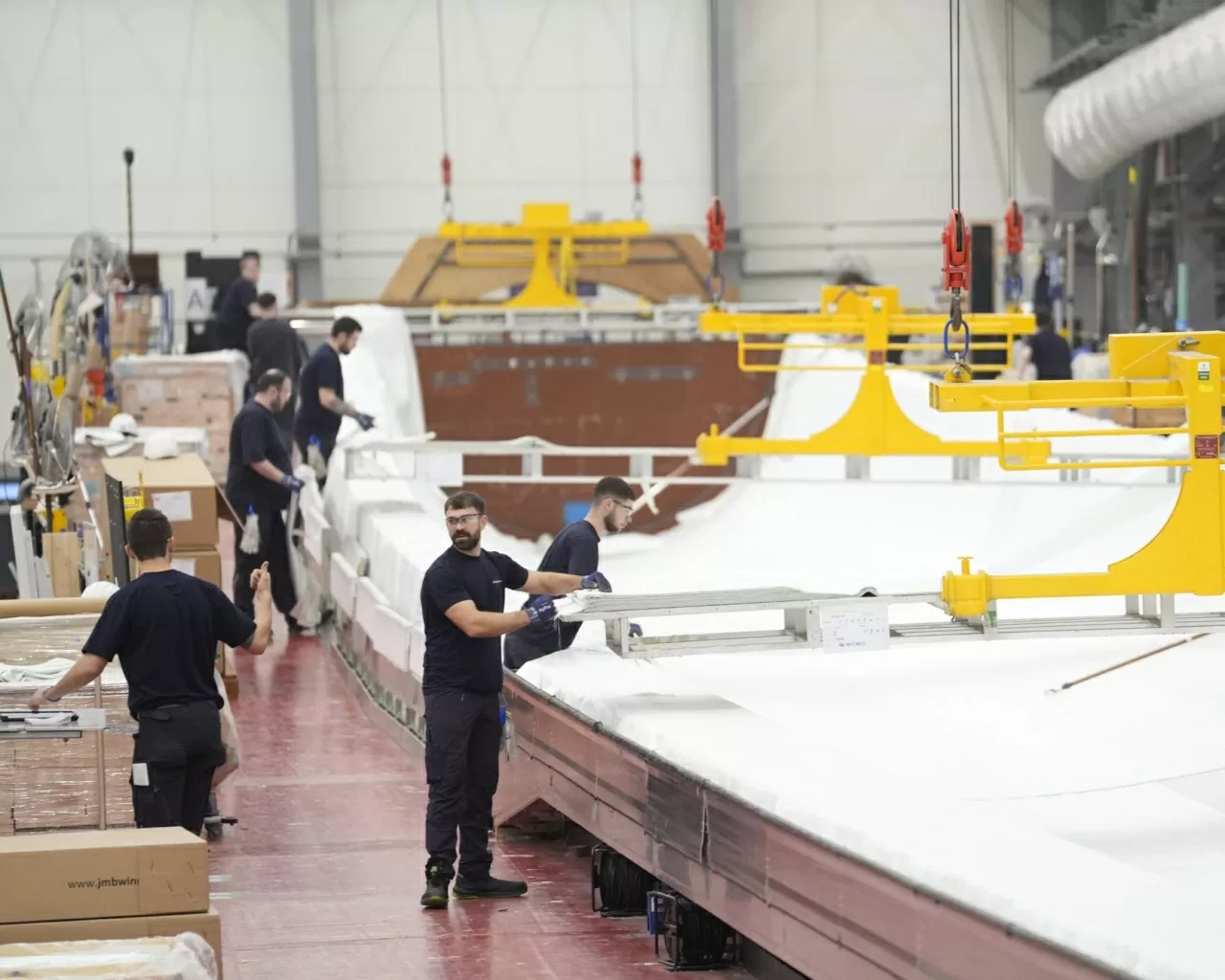 Anh hướng tới tăng gấp đôi lao động trong ngành công nghiệp xanh