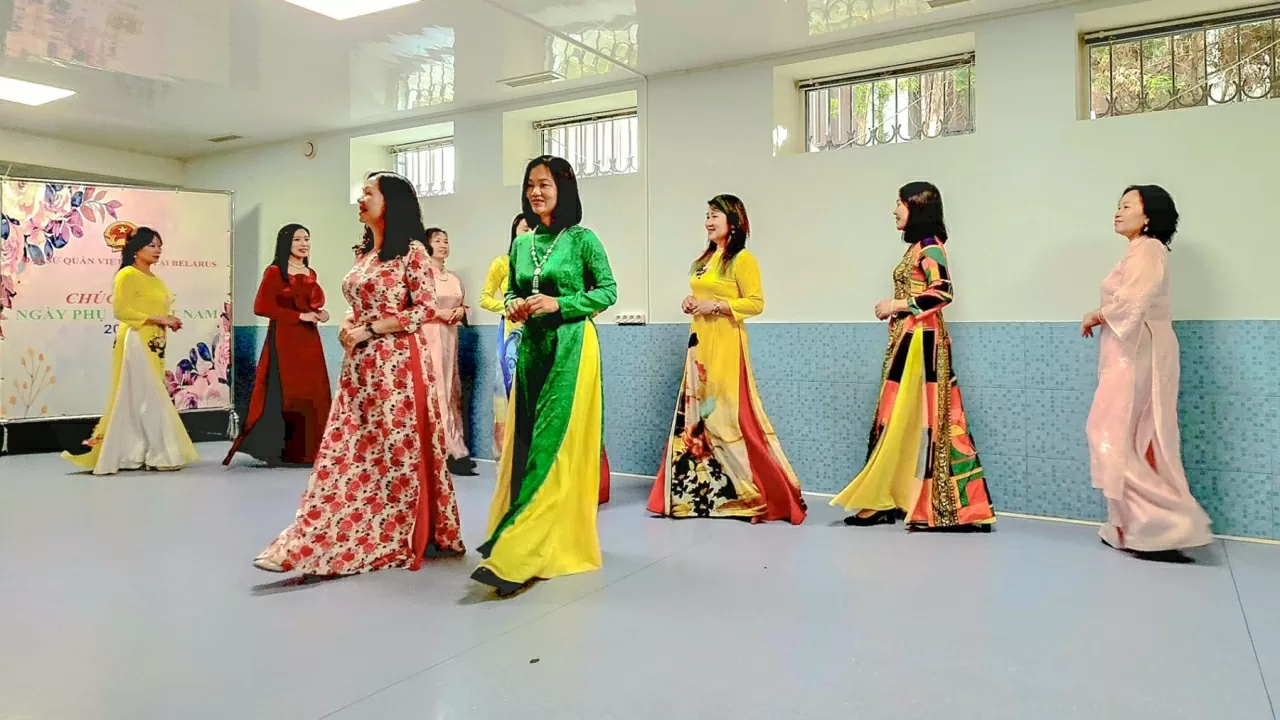 Hoạt động kỷ niệm Ngày Phụ nữ Việt Nam tại Belarus Hoạt động kỷ niệm Ngày Phụ nữ Việt Nam tại Belarus