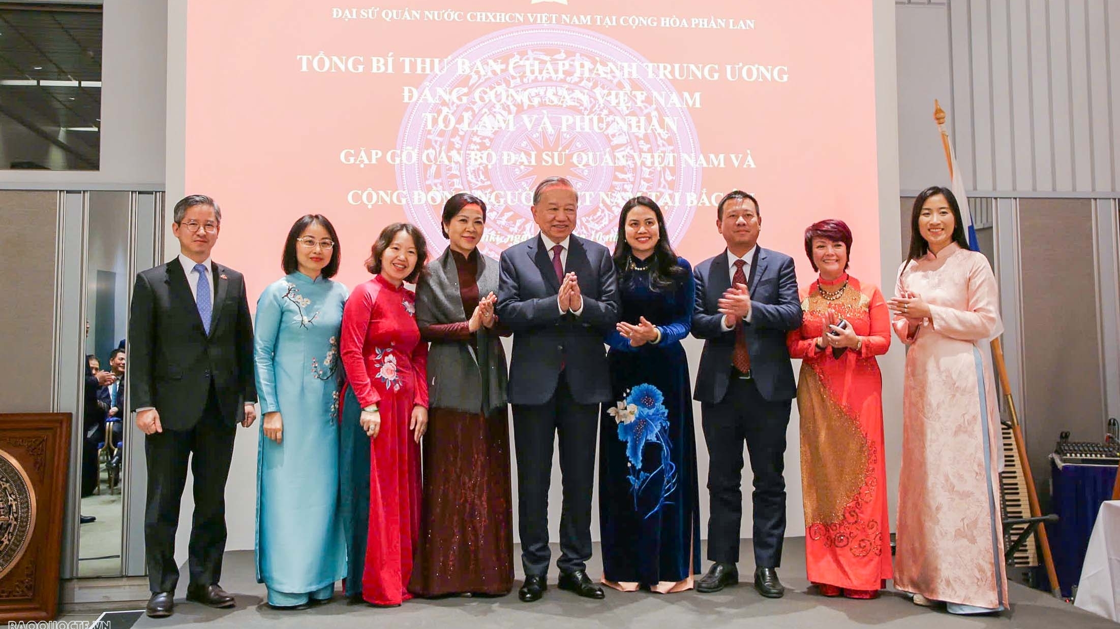 Tổng Bí thư Tô Lâm gặp gỡ cán bộ Đại sứ quán Việt Nam và cộng đồng người Việt tại Bắc Âu