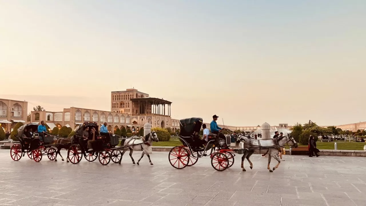 Đại sứ quán Việt Nam tại Iran thăm, làm việc tỉnh Esfahan