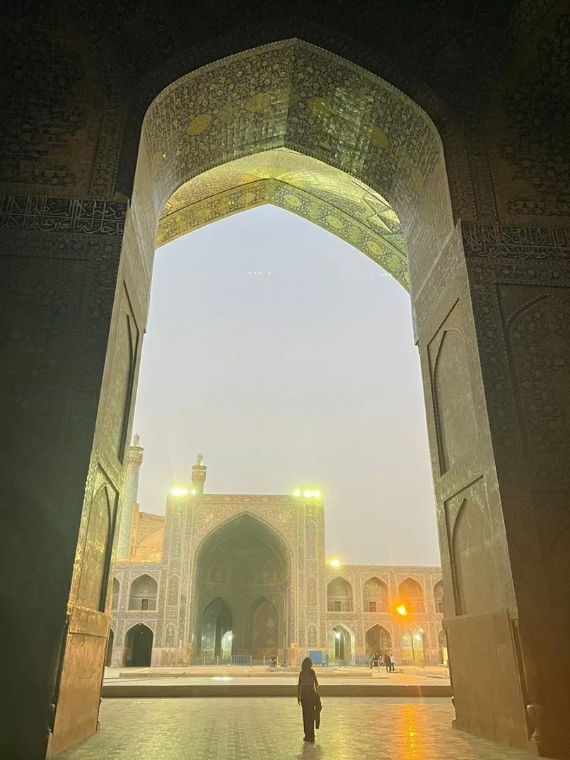 Đại sứ quán Việt Nam tại Iran thăm, làm việc tỉnh Esfahan