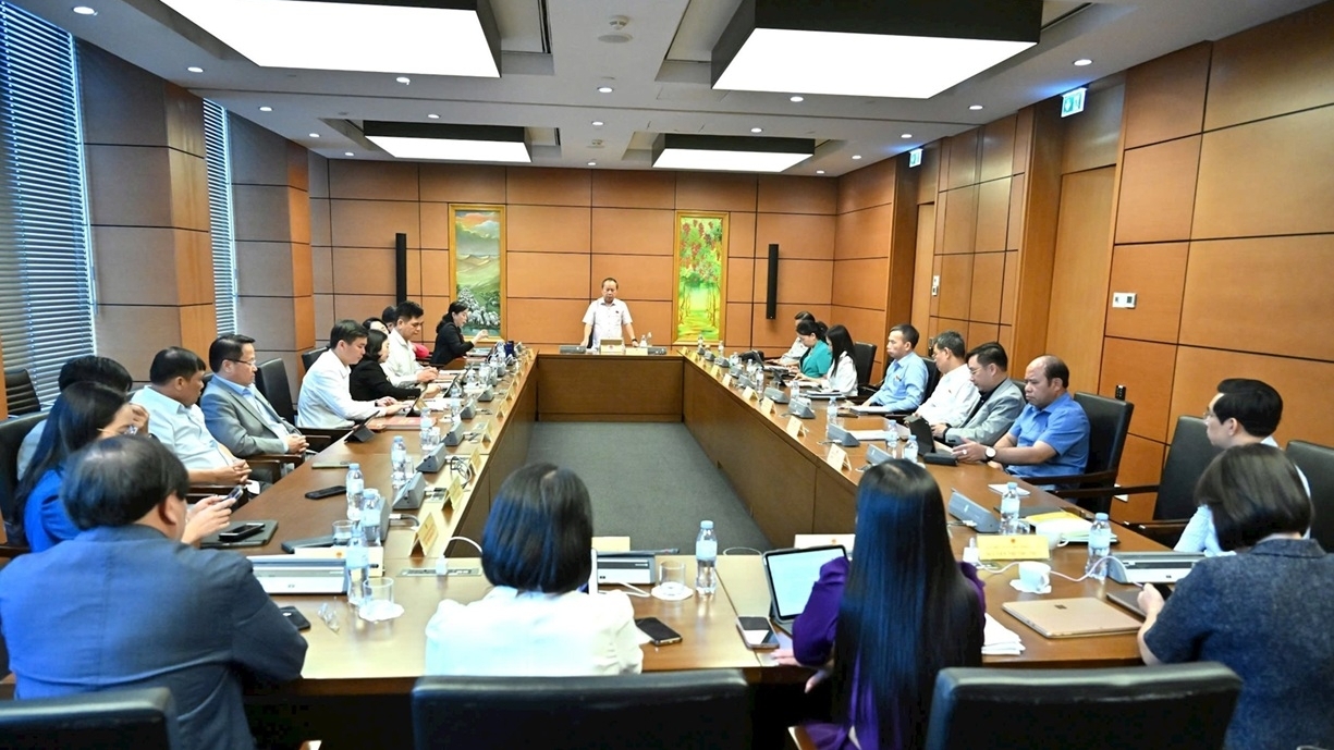 Dự thảo Luật Viên chức (sửa đổi) có nhiều tiến bộ, chú trọng hiệu quả công việc, tăng tính tự chủ