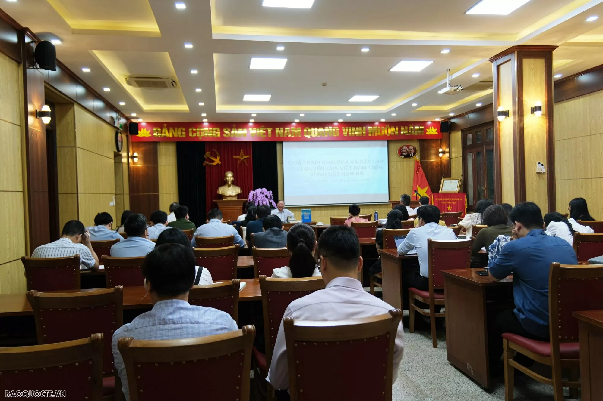 Quá trình khai phá và xác lập chủ quyền của Việt Nam trên vùng đất Nam Bộ: Mỗi tấc đất là một hành trình lịch sử Quá trình khai phá và xác lập chủ quyền của Việt Nam trên vùng đất Nam Bộ: Mỗi tấc đất là một hành trình lịch sử