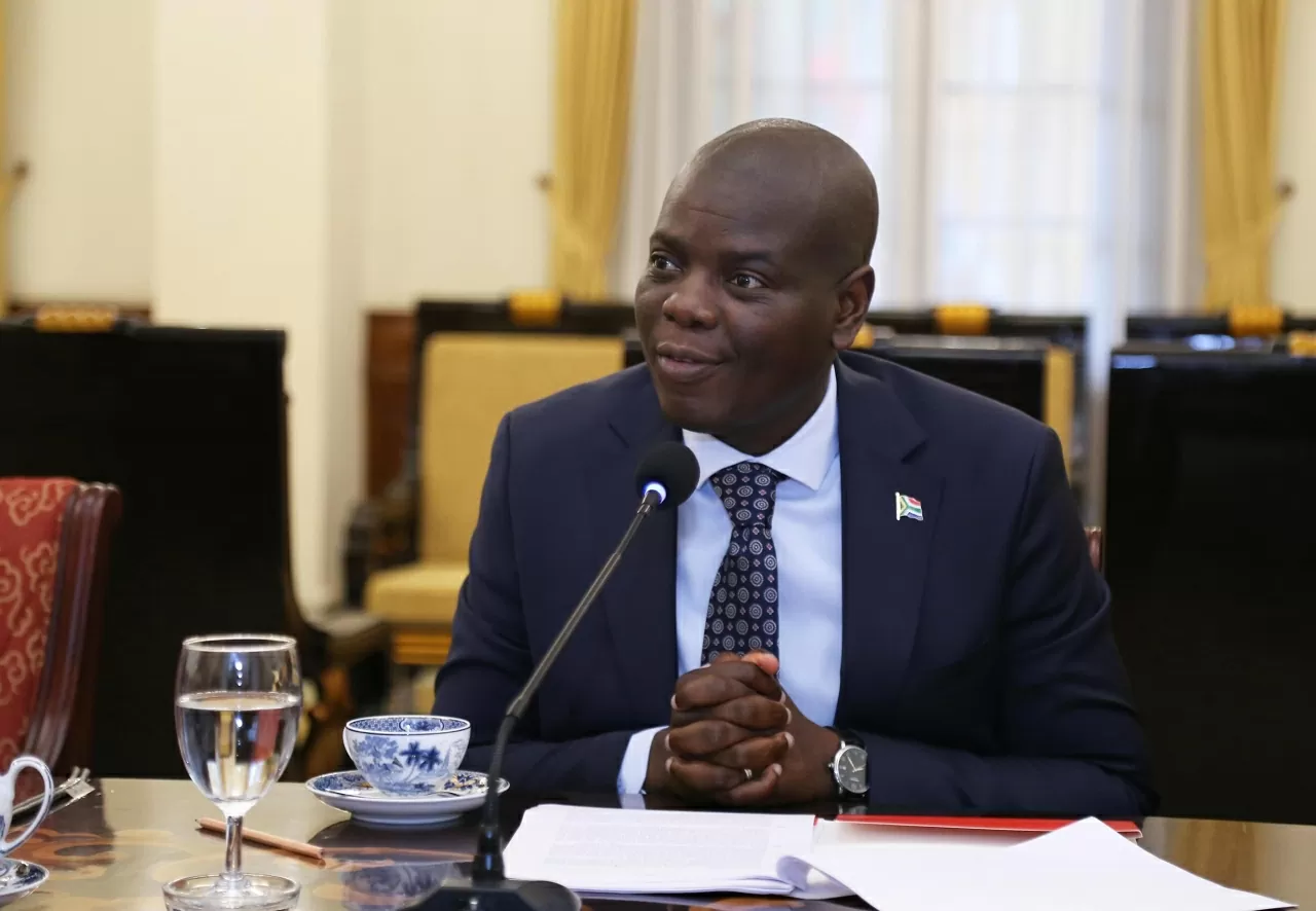 Bộ trưởng Ngoại giao và Hợp tác quốc tế Nam Phi Ronald Lamola.