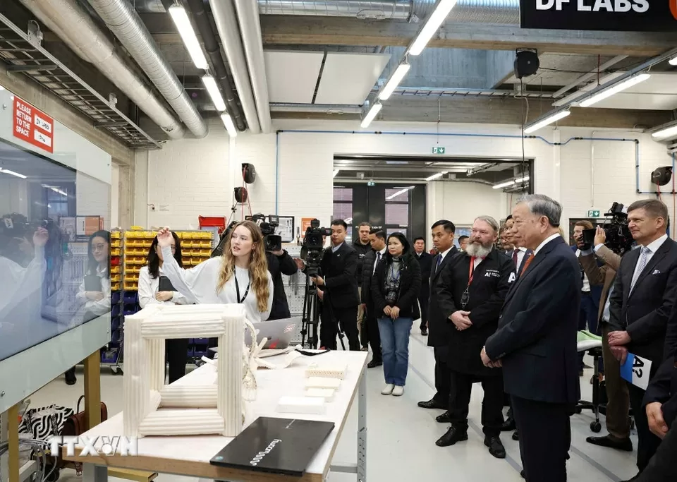 Phát biểu chính sách