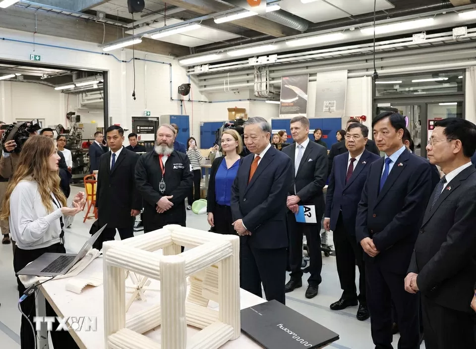 Phát biểu chính sách