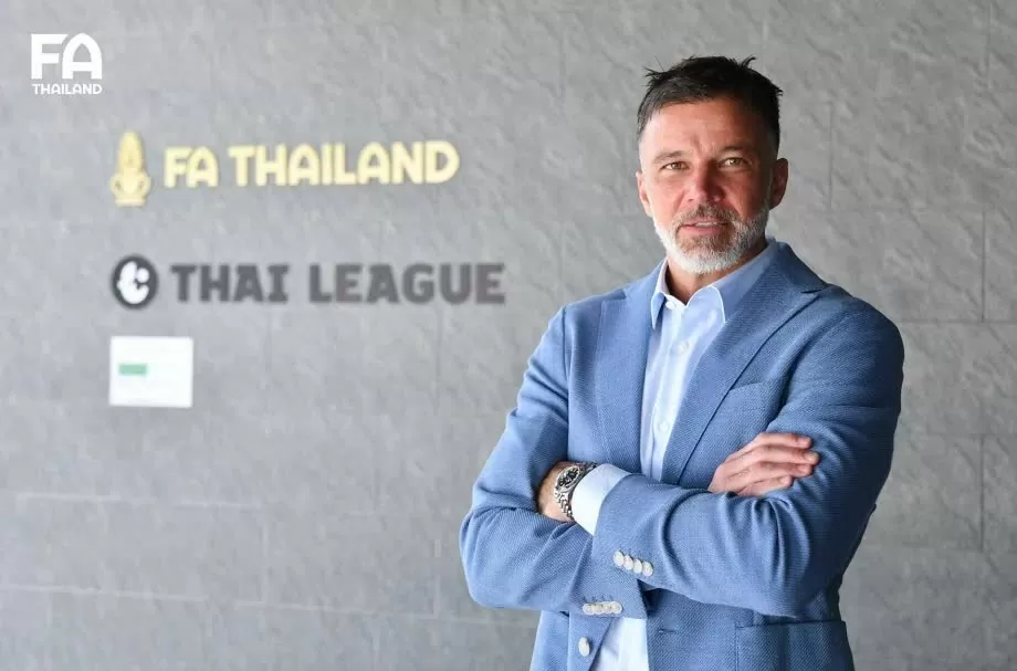 Thái Lan bổ nhiệm HLV mới, Chủ tịch FAT Madam Pang giải thích lý do Thái Lan bổ nhiệm HLV mới, Chủ tịch FAT Madam Pang giải thích lý do