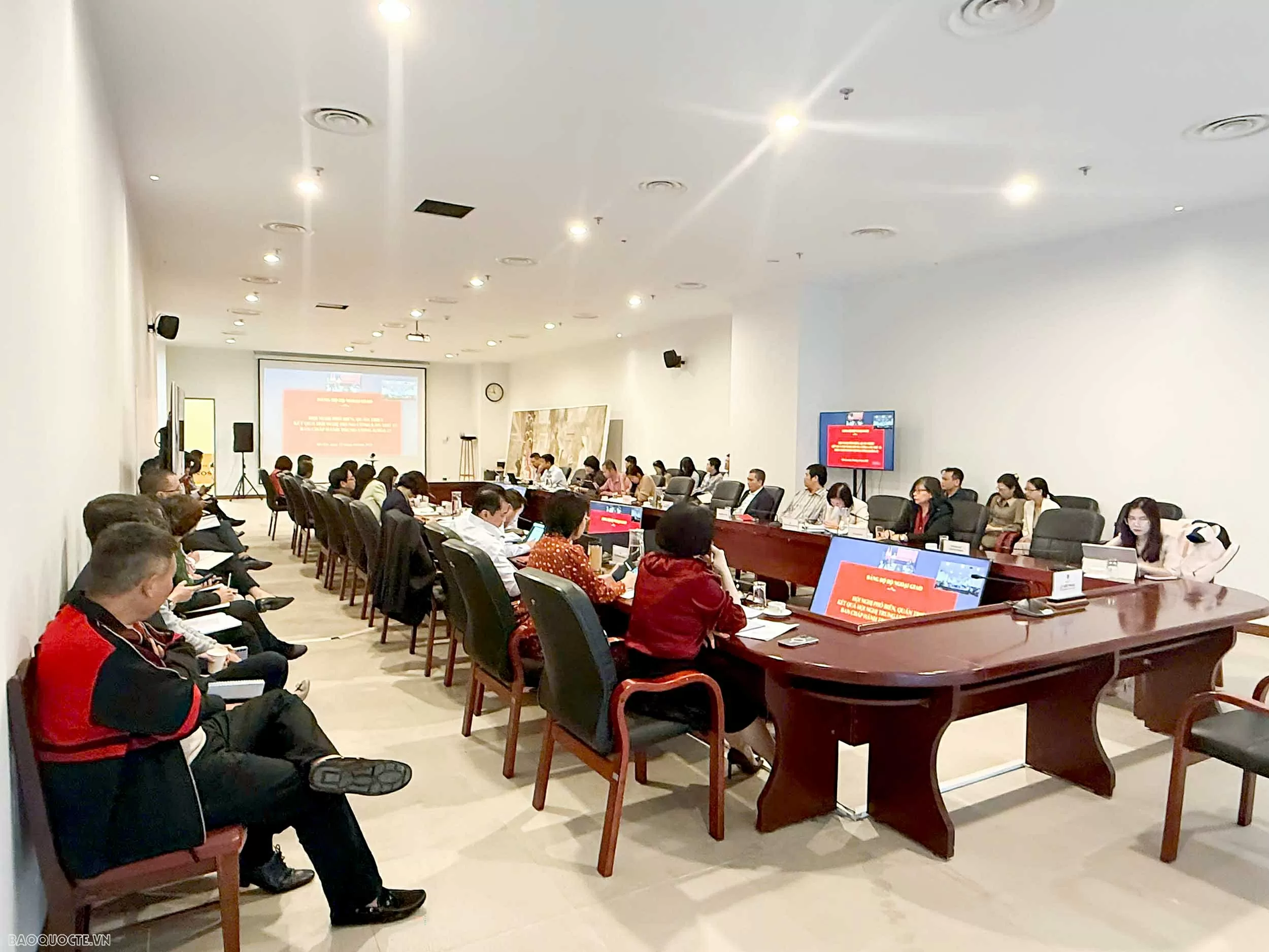 Đảng ủy Bộ Ngoại giao quán triệt kết quả Hội nghị Trung ương 13 khóa XIII