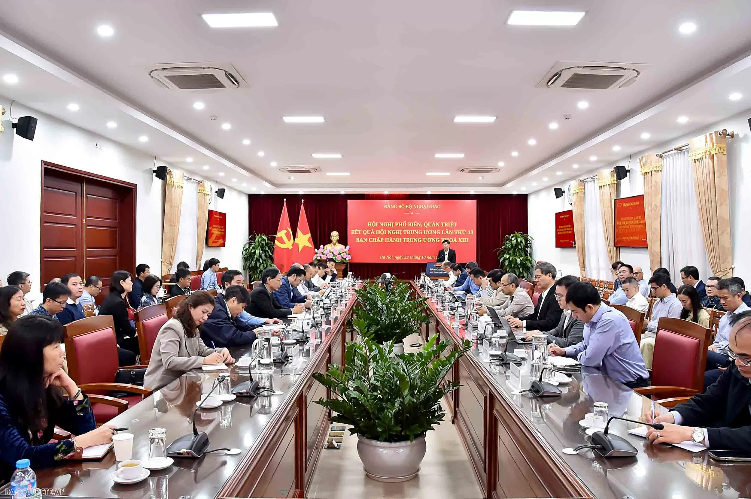 Đảng ủy Bộ Ngoại giao quán triệt kết quả Hội nghị Trung ương 13 khóa XIII