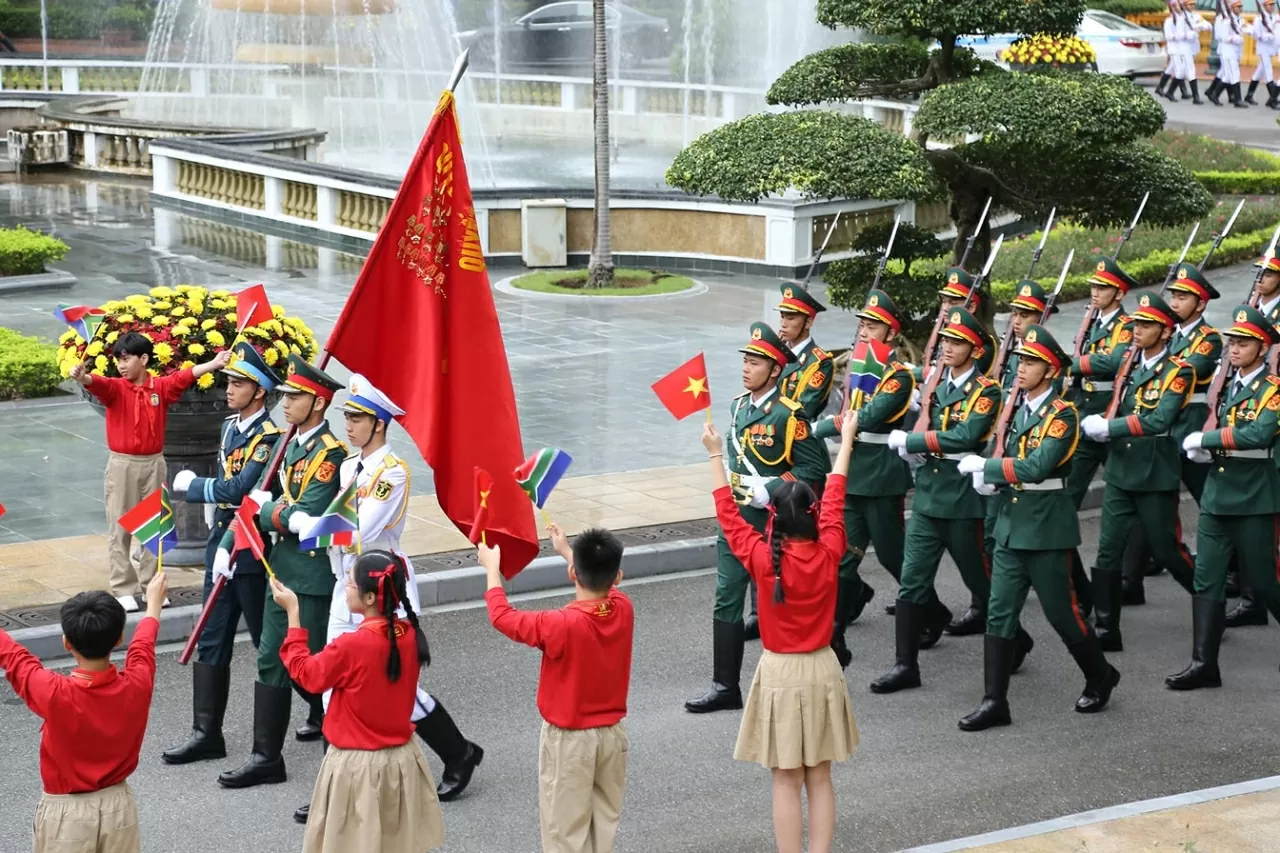 Đây là chuyến thăm đầu tiên của một tổng thống Nam Phi đến Việt Nam sau gần 20 năm. (Ảnh: Thành Long) Đây là chuyến thăm đầu tiên của một tổng thống Nam Phi đến Việt Nam sau gần 20 năm. (Ảnh: Thành Long)