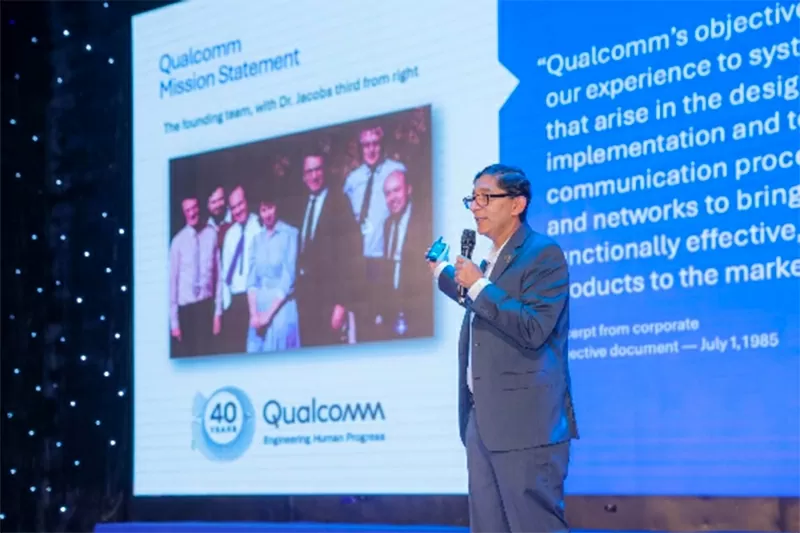 Ông Ram Krishnan – Giám đốc cấp cao mảng Bản quyền Công nghệ, Qualcomm trình bày tại sự kiện. Ảnh: BTC