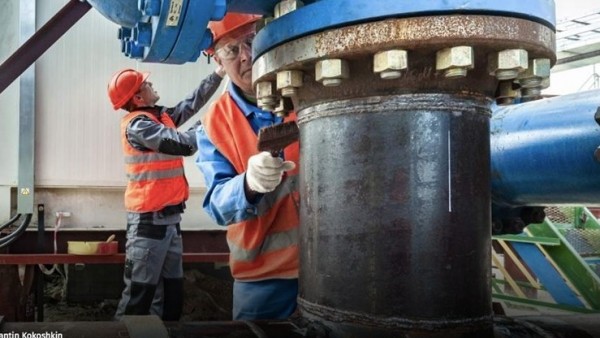 Ấn Độ tăng mua dầu Nga với giá chiết khấu