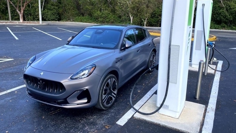 Điểm mặt 3 mẫu xe thể thao chốt lịch ra mắt khách Việt cuối tháng 10/2025