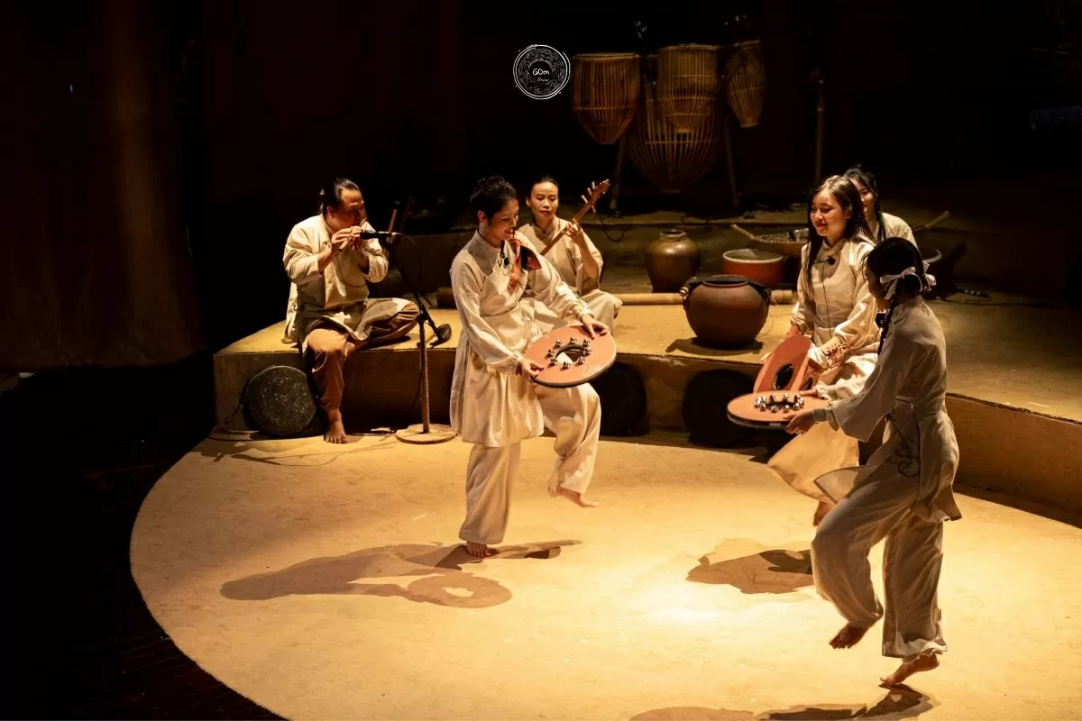 Hoạt động biểu diễn của chương trình “Gom Show” tại Hà Nội. (Ảnh: NVCC)