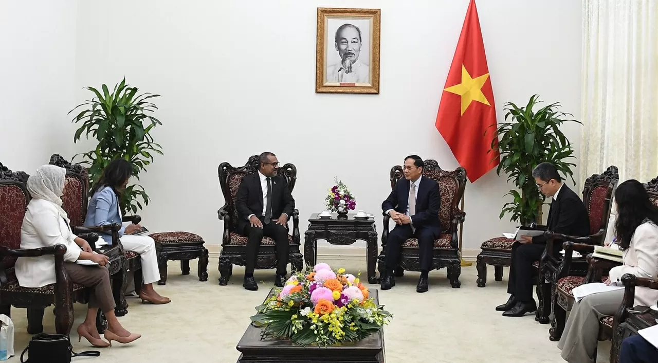 Phó Thủ tướng Chính phủ Bùi Thanh Sơn tiếp Bộ trưởng Ngoại giao Maldives Abdulla Khaleel