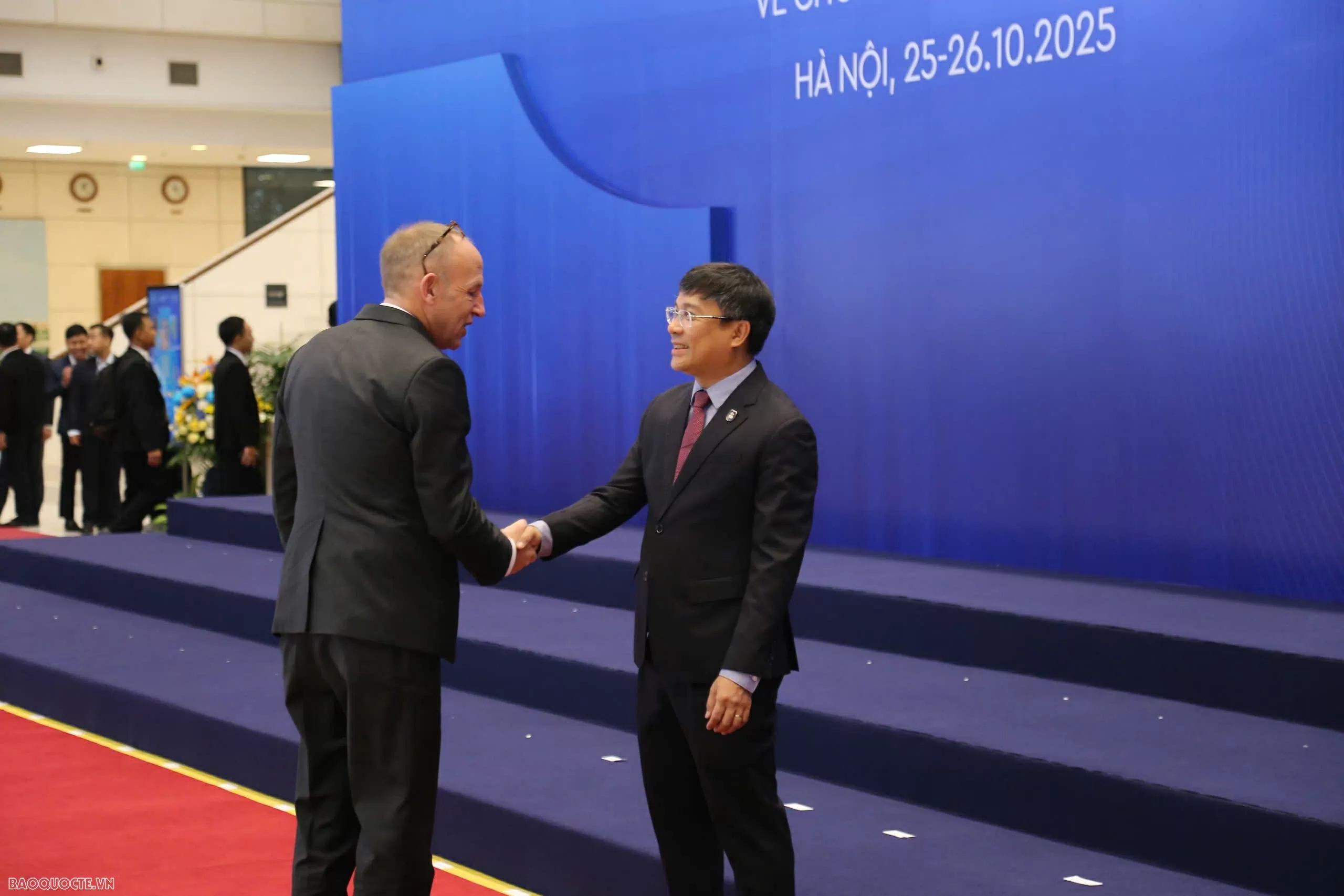 Sẵn sàng đón tiếp hơn 140 đoàn đại biểu tham dự Lễ mở ký Công ước Hà Nội Sẵn sàng đón tiếp hơn 140 đoàn đại biểu tham dự Lễ mở ký Công ước Hà Nội