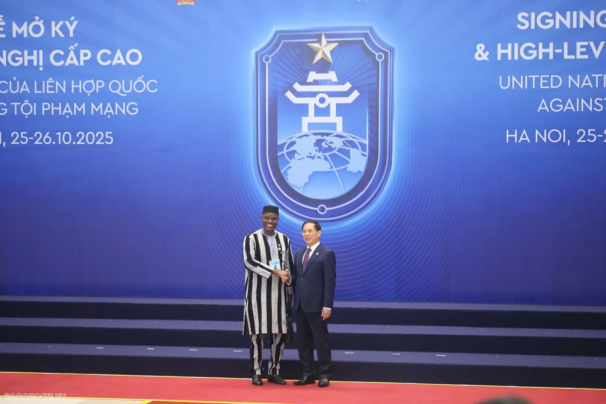 Sẵn sàng đón tiếp hơn 140 đoàn đại biểu tham dự Lễ mở ký Công ước Hà Nội Sẵn sàng đón tiếp hơn 140 đoàn đại biểu tham dự Lễ mở ký Công ước Hà Nội