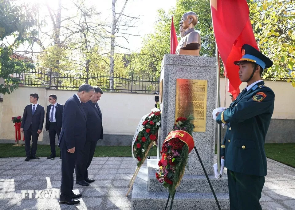 Tổng Bí thư Tô Lâm dự khánh thành Tượng Chủ tịch Hồ Chí Minh tại Bulgaria