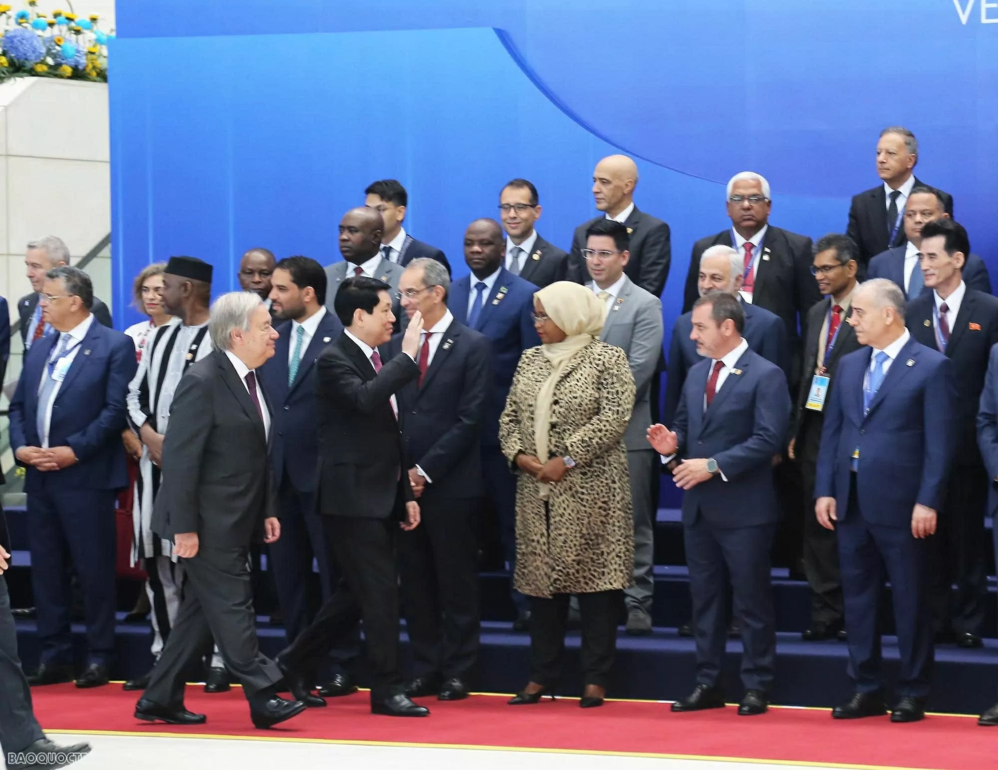 Lễ đón chính thức các Trưởng đoàn tại Lễ mở ký Công ước Liên hợp quốc Lễ đón chính thức các Trưởng đoàn tại Lễ mở ký Công ước Liên hợp quốc