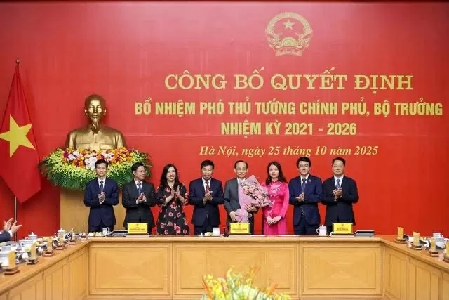 Quốc hội phê chuẩn ông Lê Hoài Trung giữ chức Bộ trưởng Bộ Ngoại giao Quốc hội phê chuẩn ông Lê Hoài Trung giữ chức Bộ trưởng Bộ Ngoại giao