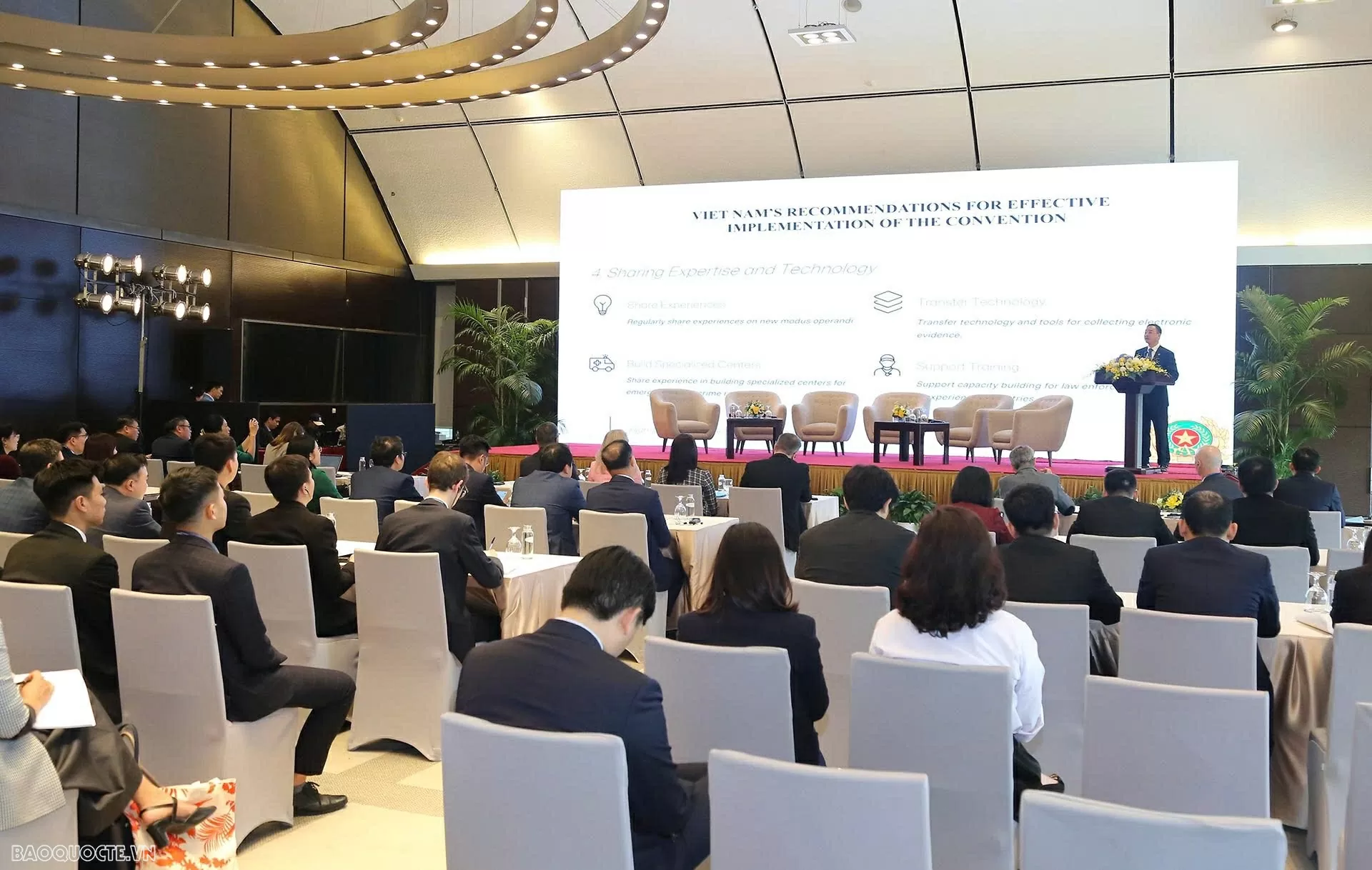 Thúc đẩy hợp tác quốc tế trong phòng, chống tội phạm mạng: Cách tiếp cận quốc gia khi thực thi Công ước Hà Nội Thúc đẩy hợp tác quốc tế trong phòng, chống tội phạm mạng: Cách tiếp cận quốc gia khi thực thi Công ước Hà Nội