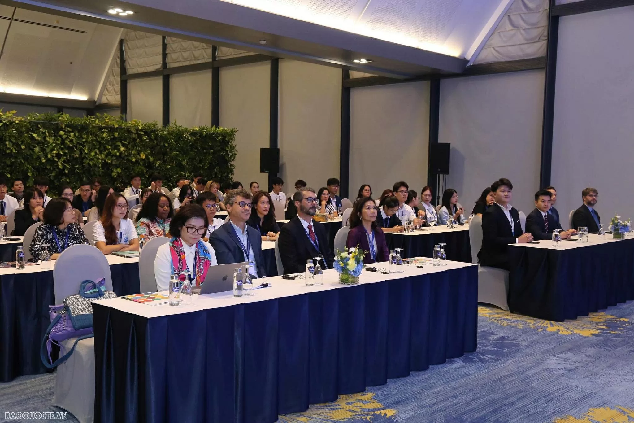 Công ước Hà Nội: Trao quyền cho thanh niên định hình tương lai số Công ước Hà Nội: Trao quyền cho thanh niên định hình tương lai số