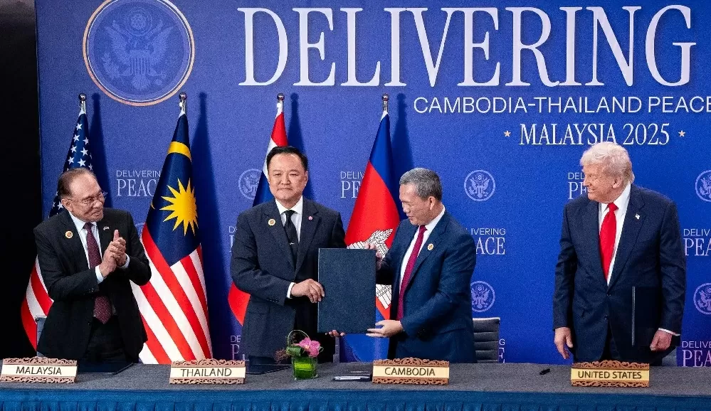 Quân đội Campuchia và Thái Lan bắt đầu rút vũ khí hạng nặng khỏi biên giới