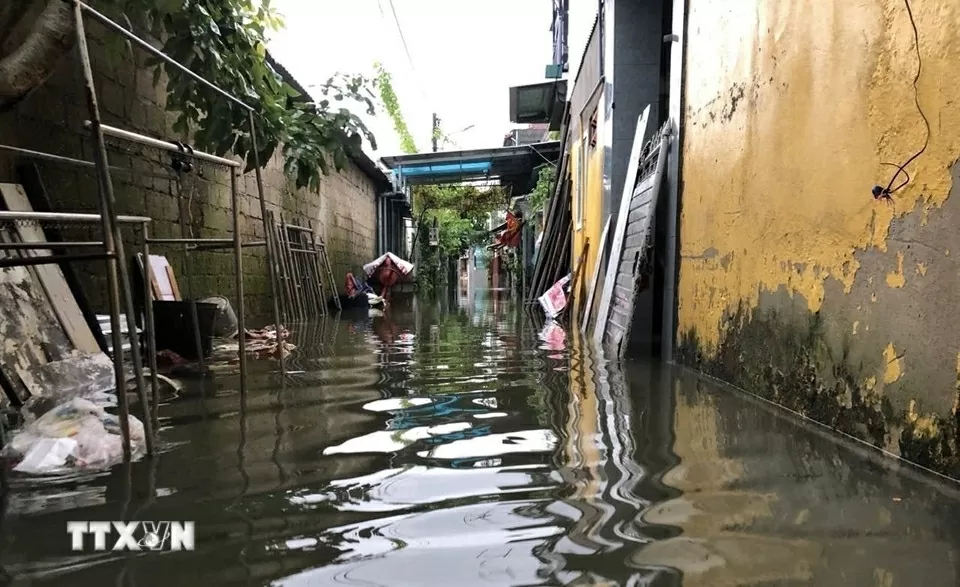 TP. Huế: Lũ trên sông Hương vượt báo động 3 gây ngập lụt diện rộng