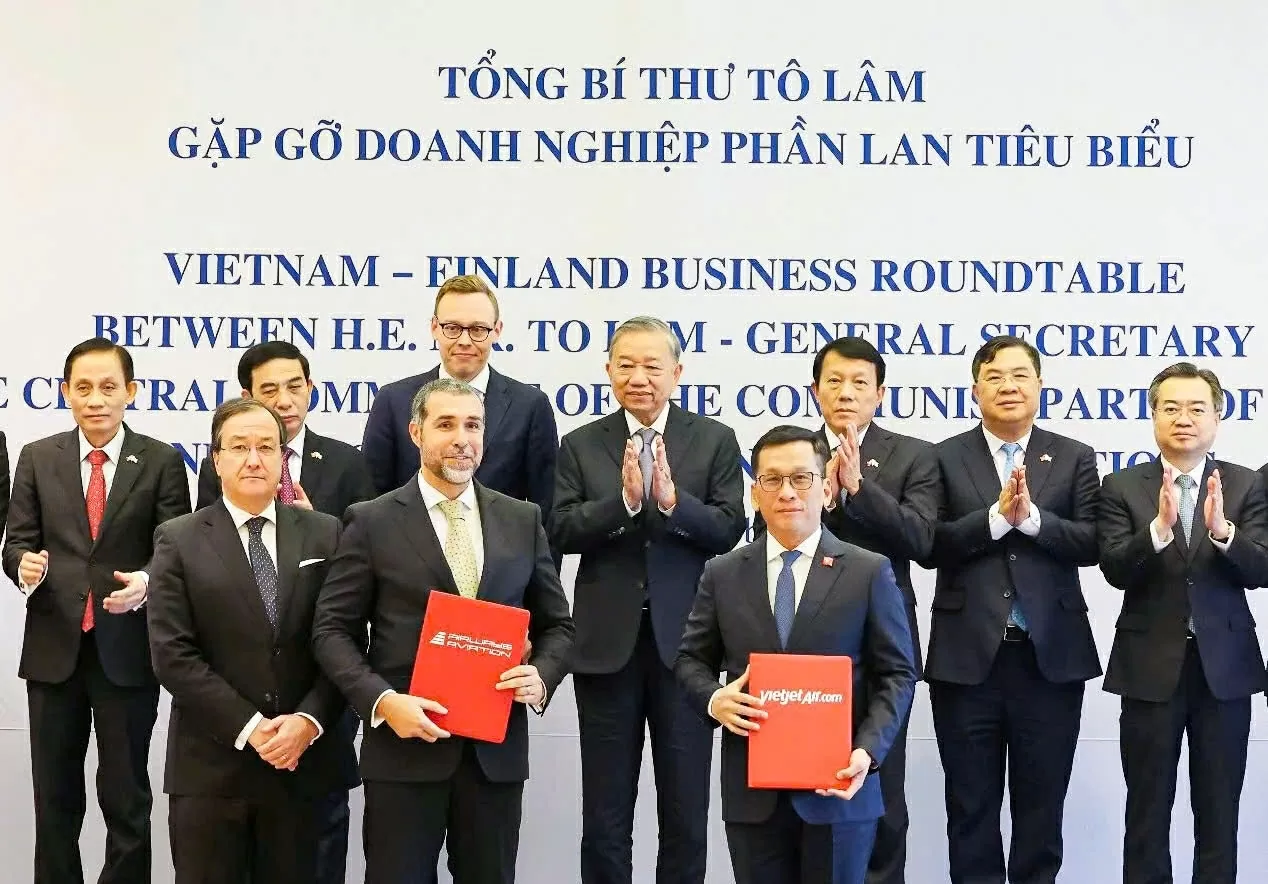 Tổng Bí thư Tô Lâm chứng kiến Vietjet ký thỏa thuận phát triển nguồn lực hàng không quốc tế, thúc đẩy hợp tác mới giữa Việt Nam và Phần Lan Tổng Bí thư Tô Lâm chứng kiến Vietjet ký thỏa thuận phát triển nguồn lực hàng không quốc tế, thúc đẩy hợp tác mới giữa Việt Nam và Phần Lan