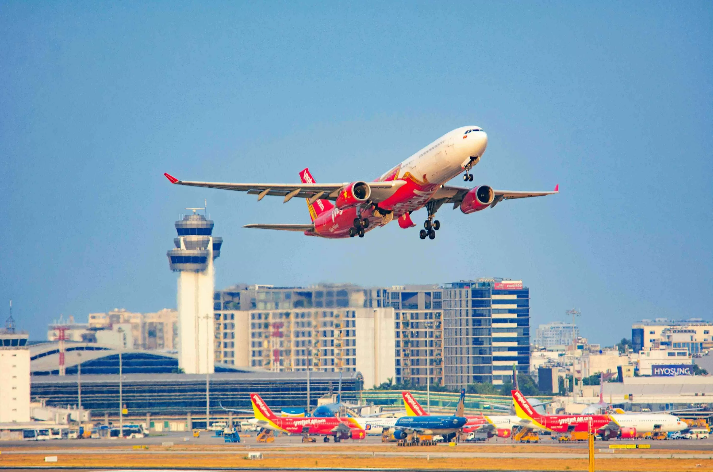 Vietjet được vinh danh tại Giải thưởng Doanh nghiệp ASEAN 2025, vị thế hàng không hàng đầu khu vực Vietjet được vinh danh tại Giải thưởng Doanh nghiệp ASEAN 2025, vị thế hàng không hàng đầu khu vực