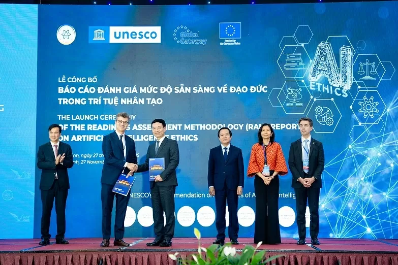 Lễ bàn giao Báo cáo RAM cho Bộ KH&CN Lễ bàn giao Báo cáo RAM cho Bộ KH&CN