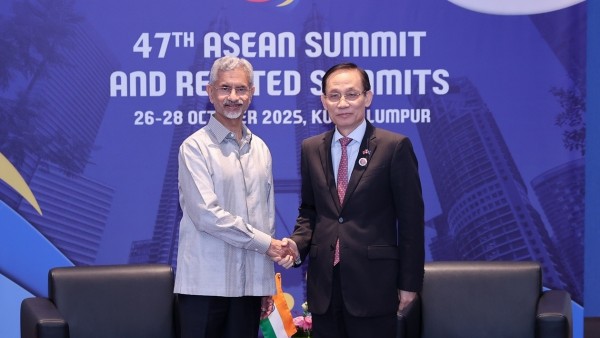 Bí thư Trung ương Đảng, Bộ trưởng Ngoại giao Lê Hoài Trung gặp Bộ trưởng Ngoại giao Ấn Độ Subrahmanyam Jaishankar