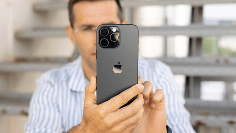 Đáng chú ý, ngoài việc tăng dung lượng, cấu trúc bộ nhớ của iPhone 18 cũng sẽ được cải tiến đáng kể. Đáng chú ý, ngoài việc tăng dung lượng, cấu trúc bộ nhớ của iPhone 18 cũng sẽ được cải tiến đáng kể.