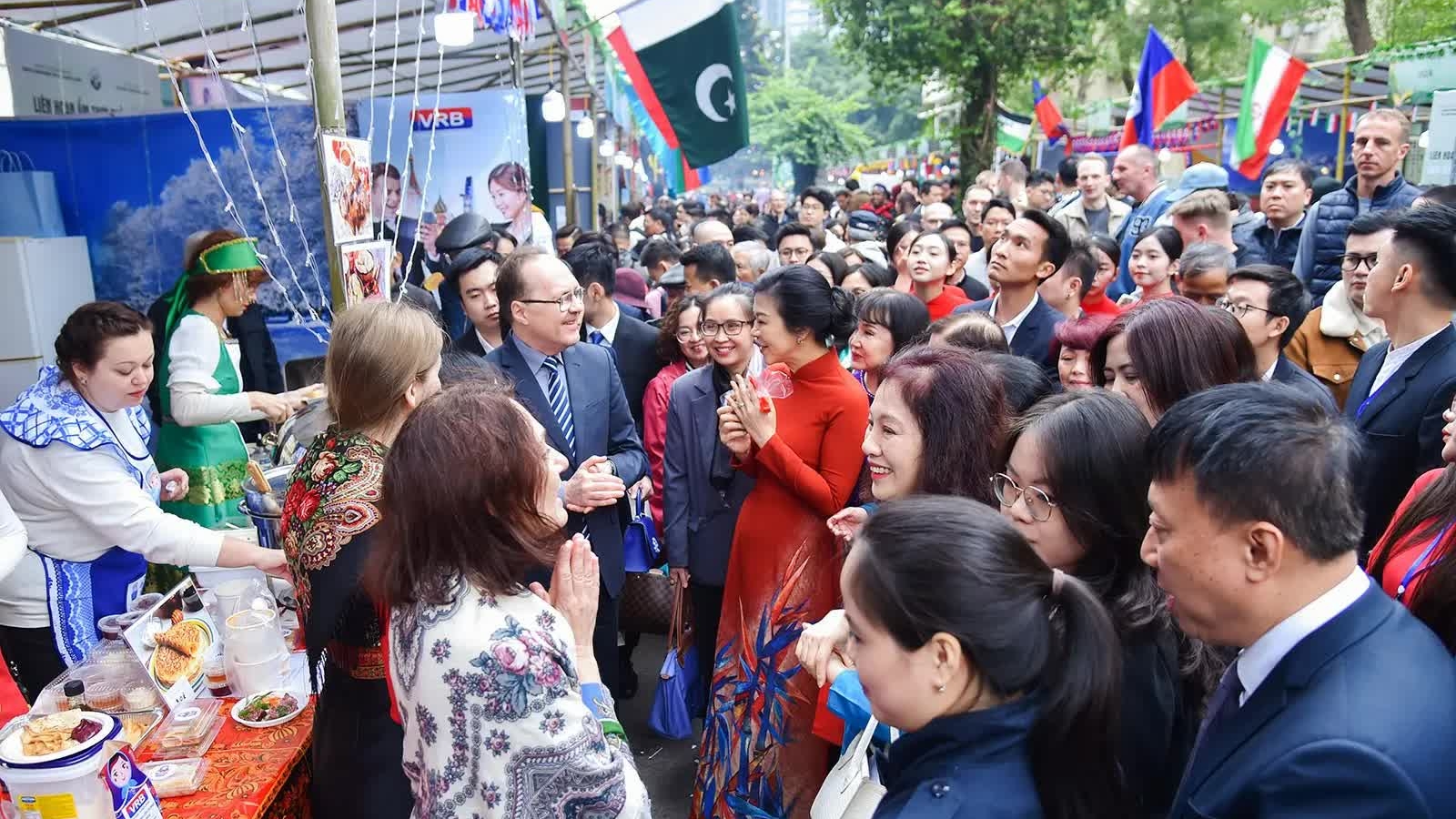 Liên hoan Ẩm thực quốc tế 2025: Hành trình hương vị kết nối ngoại giao và văn hóa