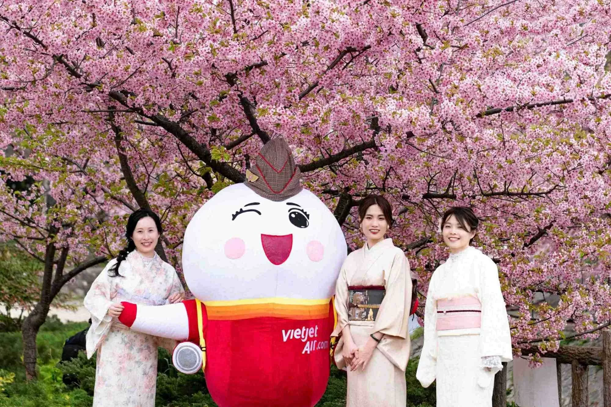 Cùng Vietjet hòa mình vào sắc màu văn hóa Việt Nam tại Nagoya