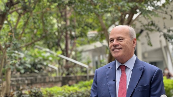 Đại sứ Canada gửi 3 thông điệp an toàn trên không gian mạng tới thanh niên Việt Nam