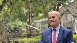 Đại sứ Canada gửi 3 thông điệp an toàn trên không gian mạng tới thanh niên Việt Nam