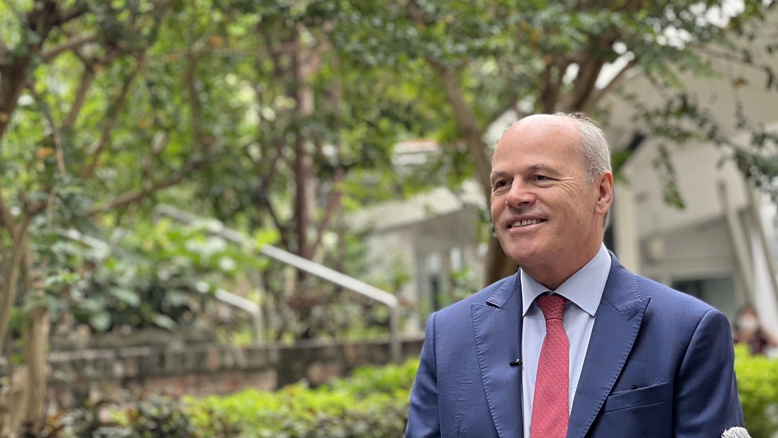 Đại sứ Canada gửi 3 thông điệp an toàn trên không gian mạng tới thanh niên Việt Nam