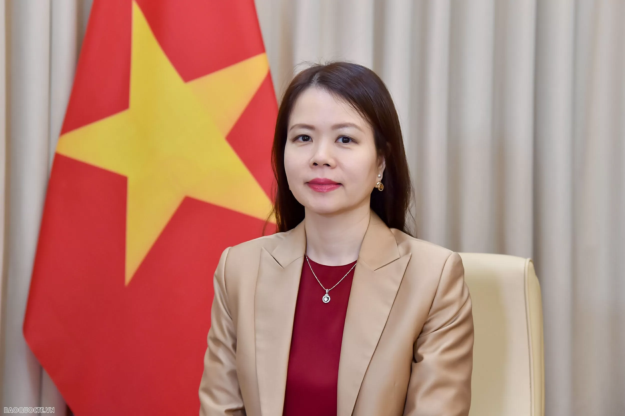 Thứ trưởng Ngoại giao Nguyễn Minh Hằng: APEC 2025 là dấu mốc quan trọng thúc đẩy hợp tác, liên kết kinh tế khu vực. Tuần lễ cấp cao APEC 2025: Tạo khuôn khổ hợp tác sâu rộng trong chuyển đổi số và trí tuệ nhân tạo