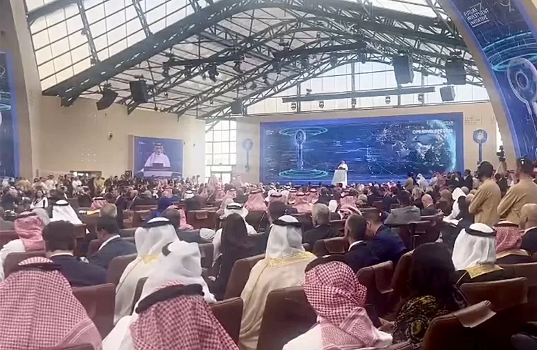 Phó Thủ tướng Chính phủ Nguyễn Chí Dũng tham dự Hội nghị Sáng kiến Đầu tư Tương lai Phó Thủ tướng Chính phủ Nguyễn Chí Dũng tham dự Hội nghị Sáng kiến Đầu tư Tương lai