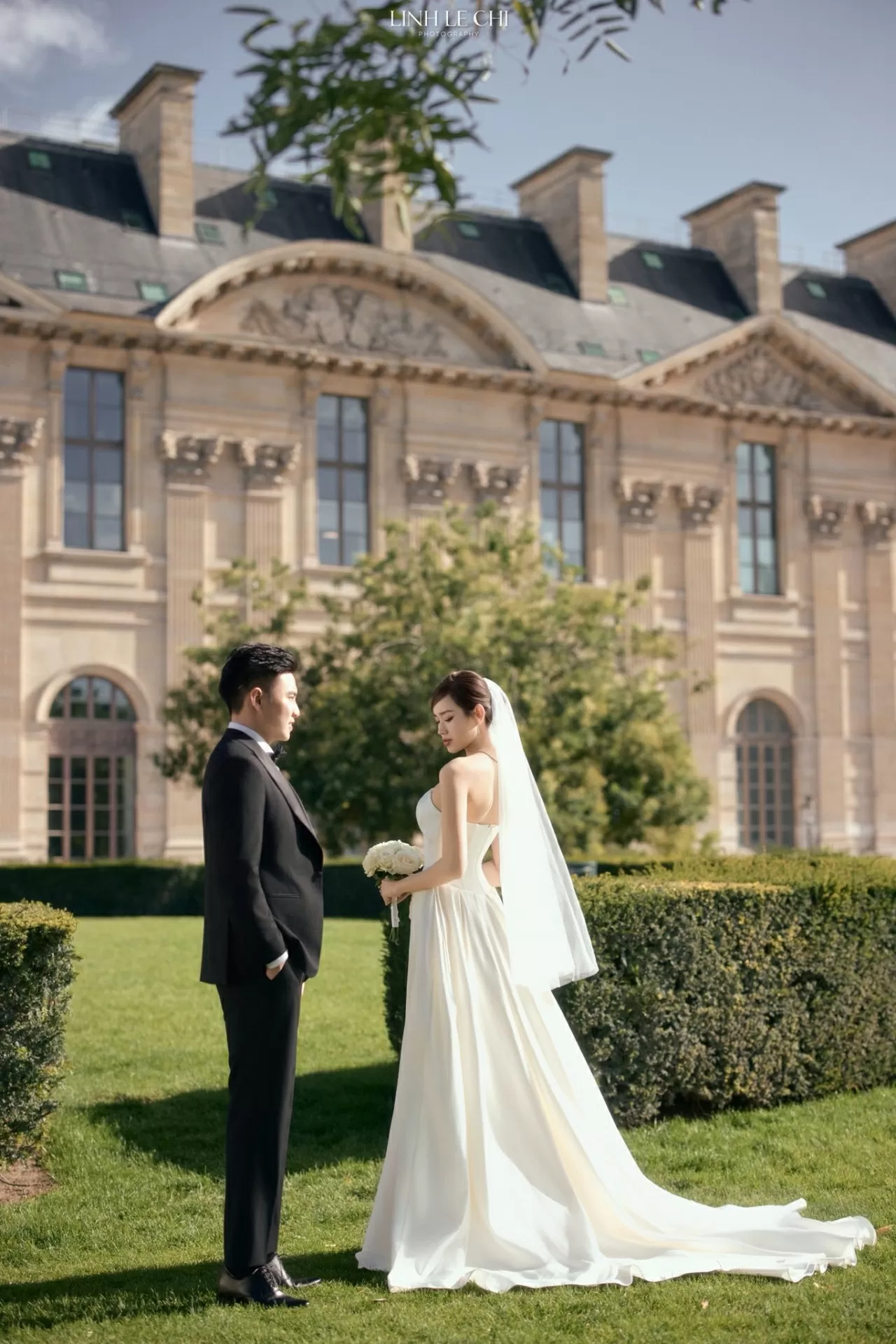 Hoa hậu Đỗ Thị Hà xả ảnh cưới đẹp như mơ