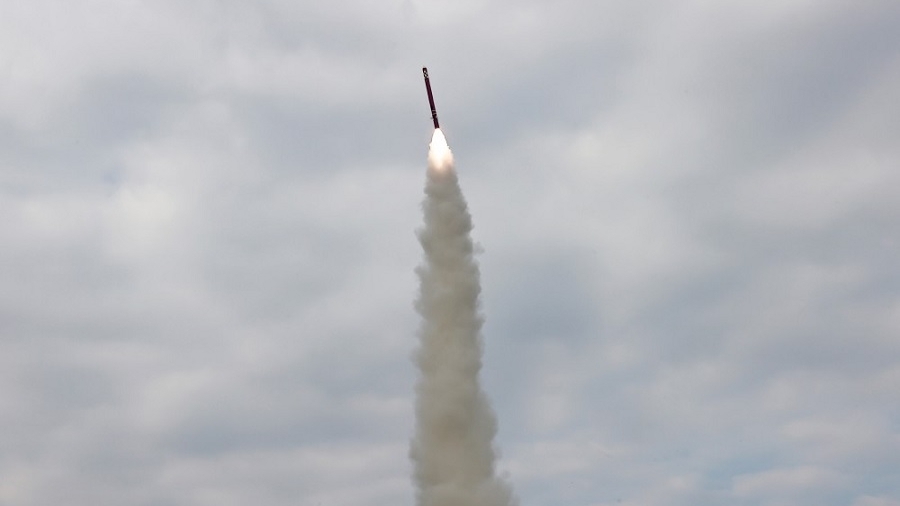 trieu tien lai phong thu ten lua