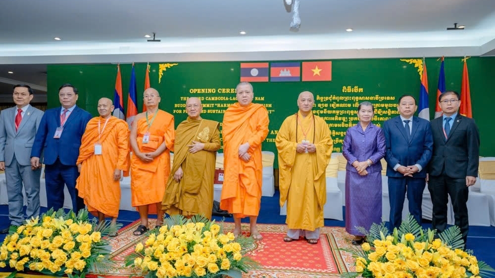 Hội nghị thượng đỉnh Phật giáo Việt Nam-Lào-Campuchia: Cơ hội củng cố tình 'đồng pháp lữ, đồng châu thổ Mekong'
