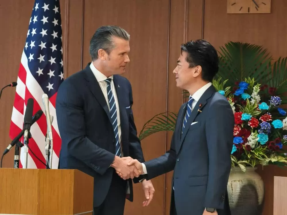 Bộ trưởng Quốc phòng Mỹ: Không gì thay thế được sức mạnh quân sự