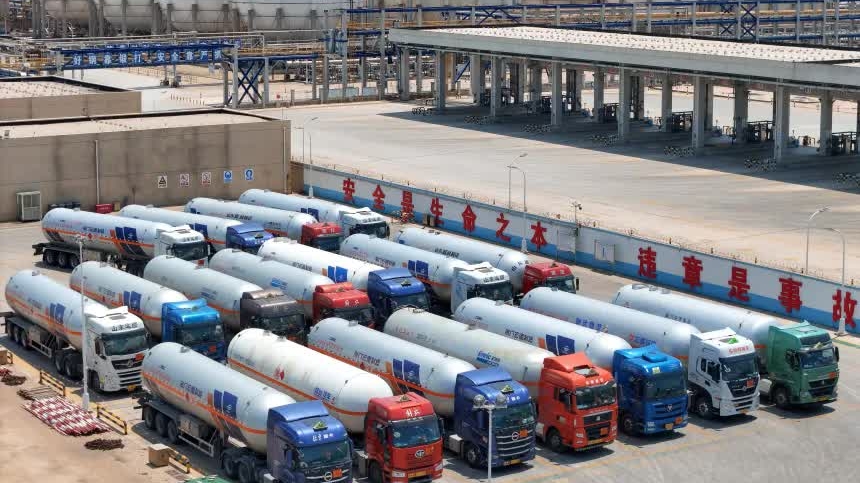 an do co su thay doi lon cat giam manh luong dau mua tu nga chap hanh lenh trung phat cua my