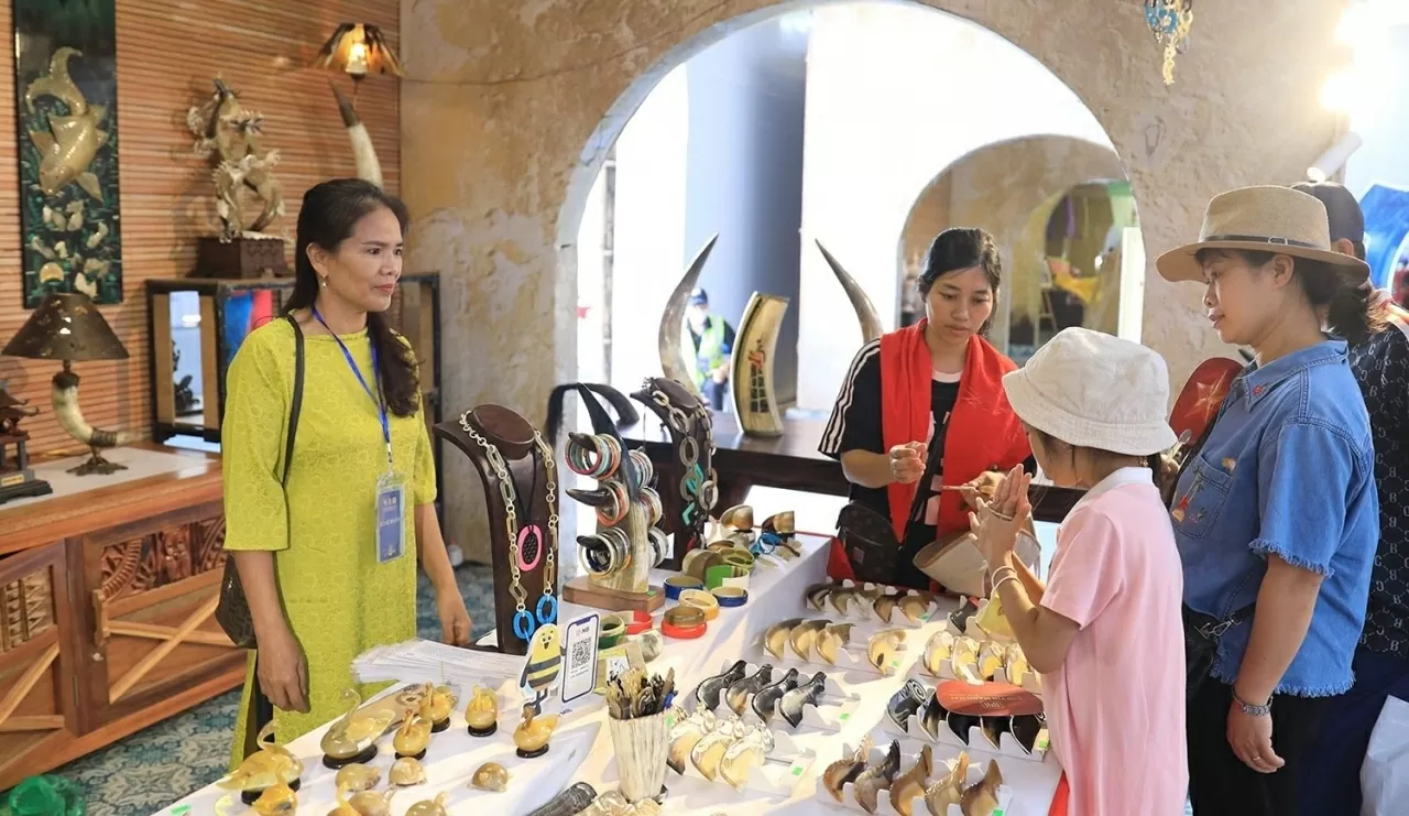 Hạ tầng làng nghề: Đòn bẩy cho du lịch Hà Nội cất cánh