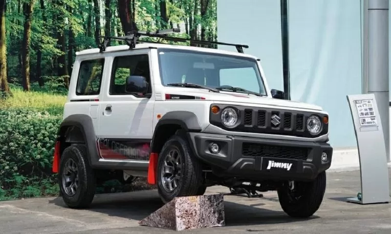 Suzuki Jimny nhận ưu đãi gần 100 triệu đồng tại đại lý