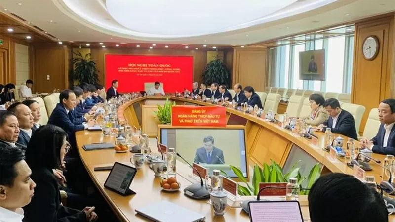 BIDV tổ chức kết nối Hội nghị trực tuyến toàn quốc về đột phá phát triển khoa học công nghệ đổi mới sáng tạo và chuyển đổi số quốc gia ngày 13/01/2025 BIDV tổ chức kết nối Hội nghị trực tuyến toàn quốc về đột phá phát triển khoa học công nghệ đổi mới sáng tạo và chuyển đổi số quốc gia ngày 13/01/2025