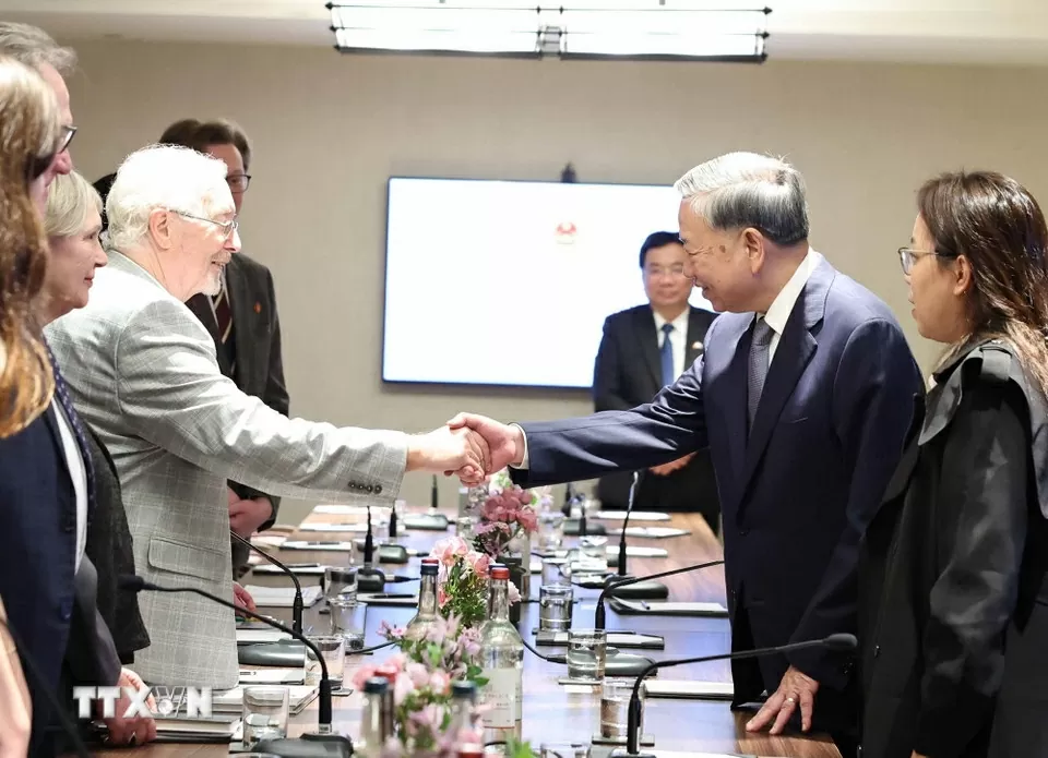 Tổng Bí thư Đảng Cộng sản Anh: Tất cả cộng đồng cộng sản trên thế giới tự hào về những thành tựu của Việt Nam